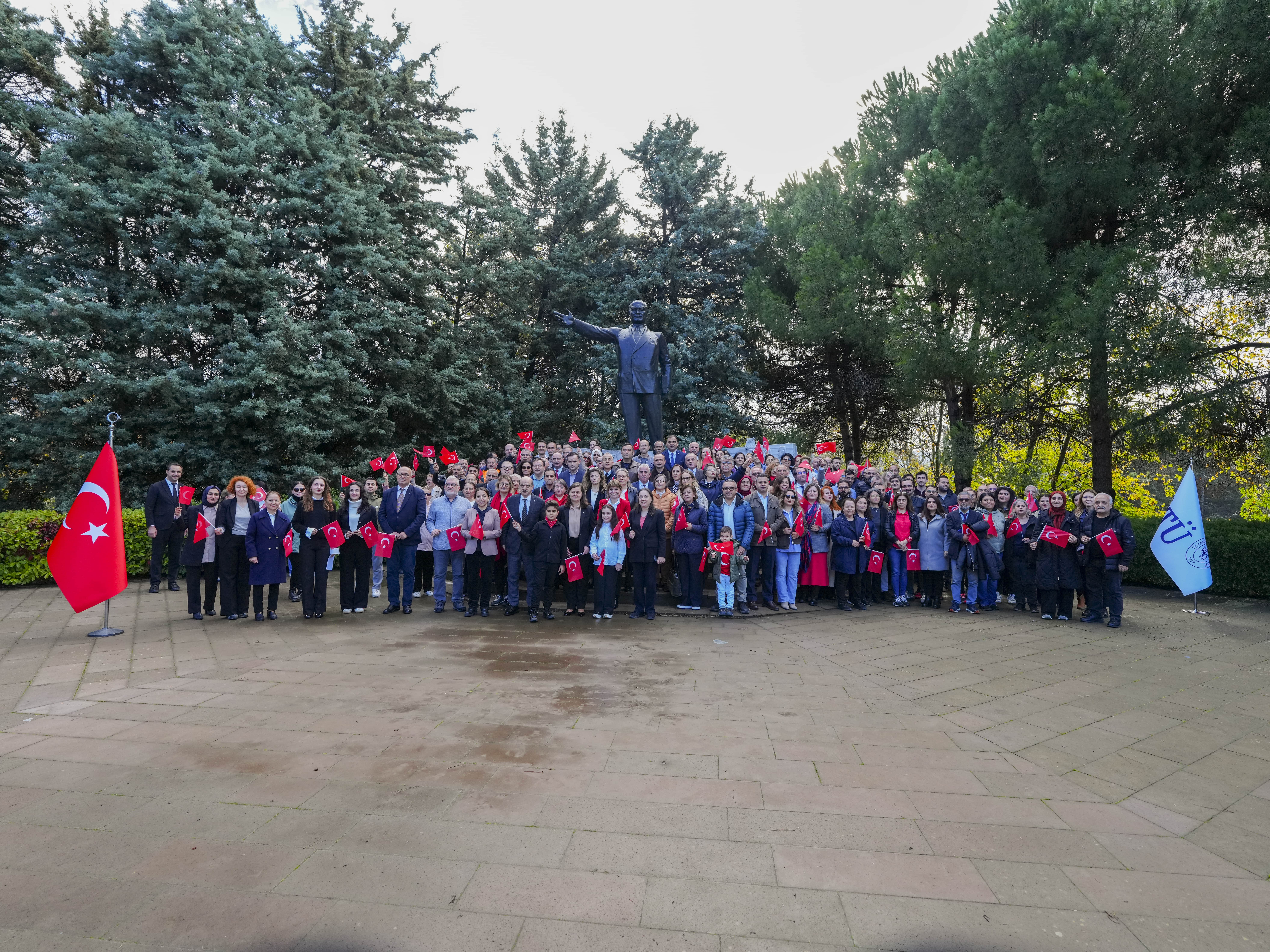 cumhuriyet-bayrami-2025-10-min